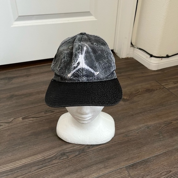 Black and Gray Cap with Logo - Picture 1 of 10